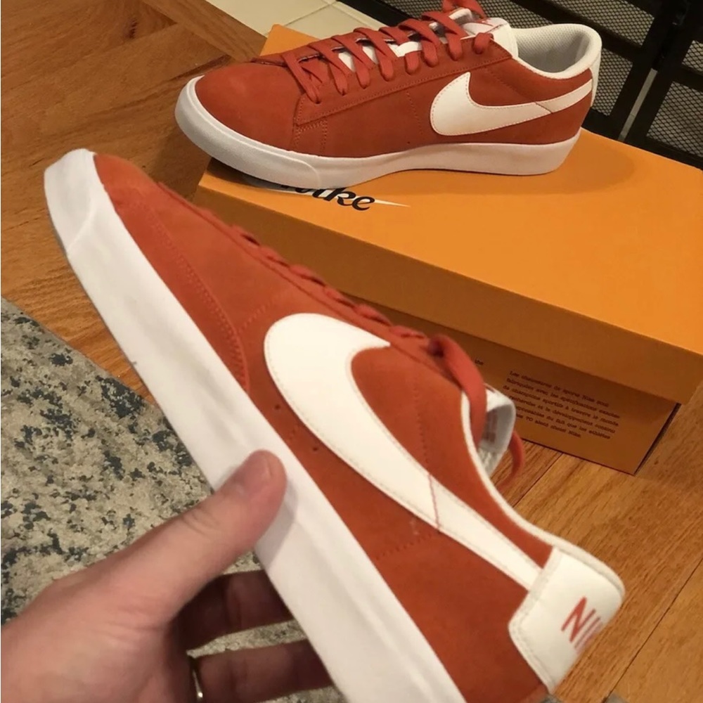 Nike Mens Blazer Low Suede Shoes Mantra Orange White Size 11 CZ4703 800